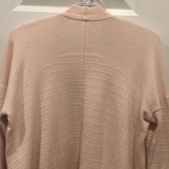 Lululemon Find Your Calm Wrap Chantilly Size 6 - Picture 7 of 16